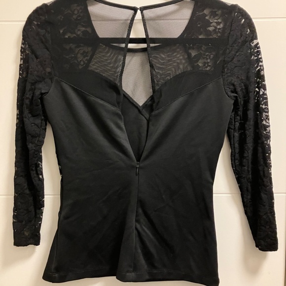 Guess Black Women’s Top (S) - Picture 3 of 6
